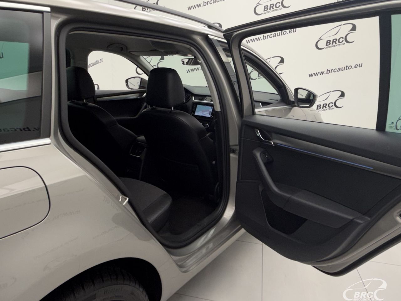 Skoda Octavia | 11