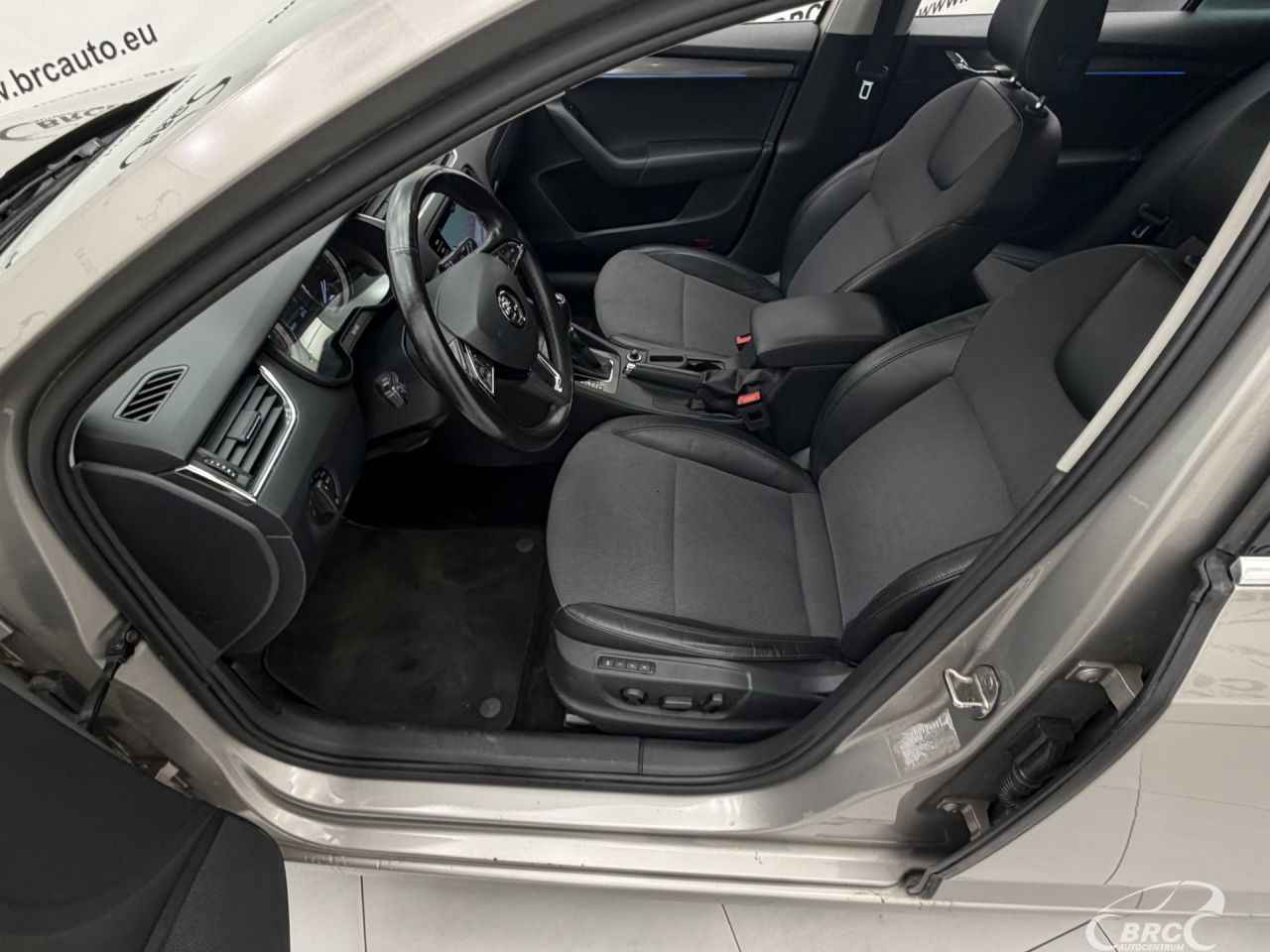 Skoda Octavia | 19