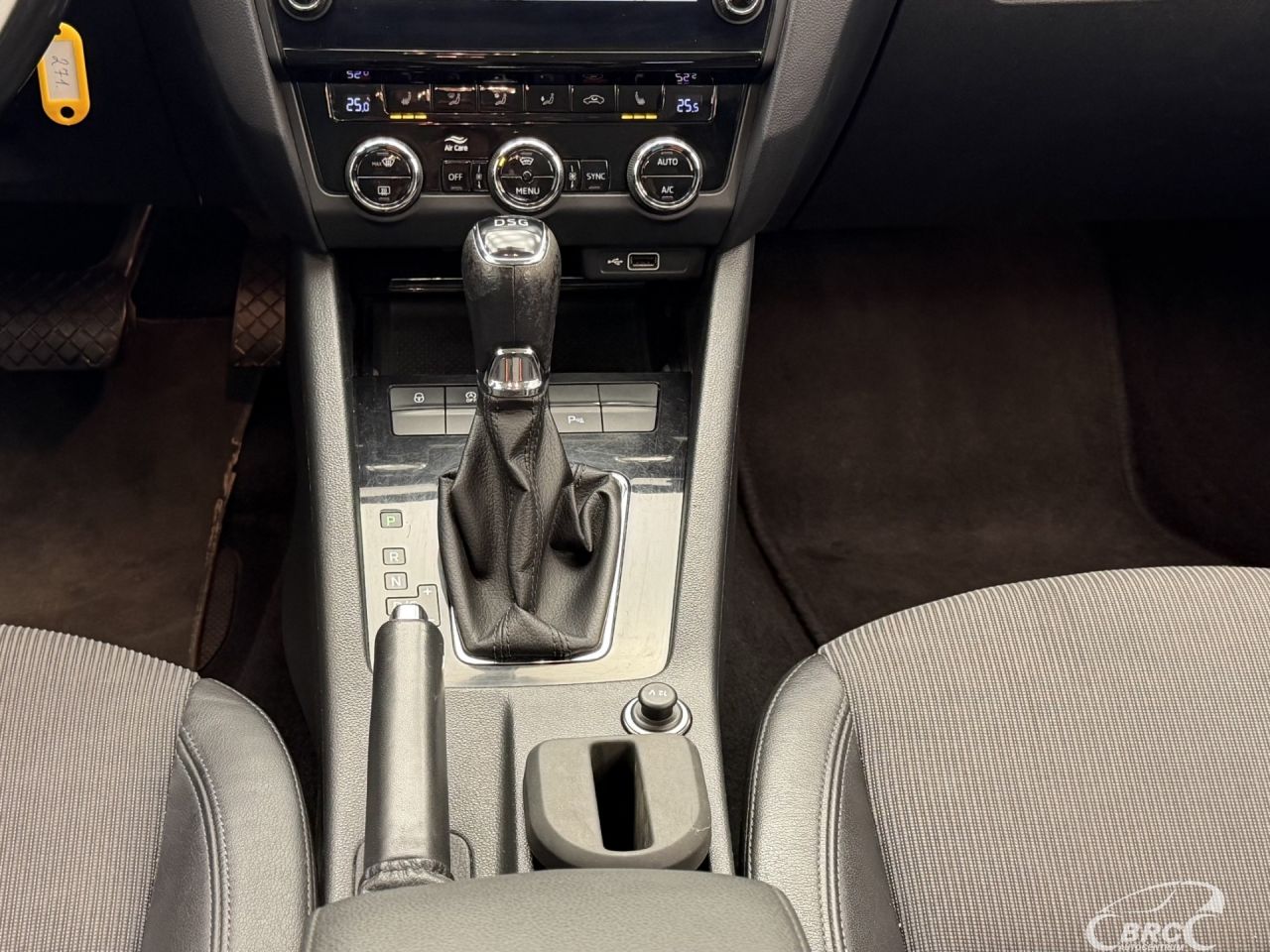 Skoda Octavia | 16