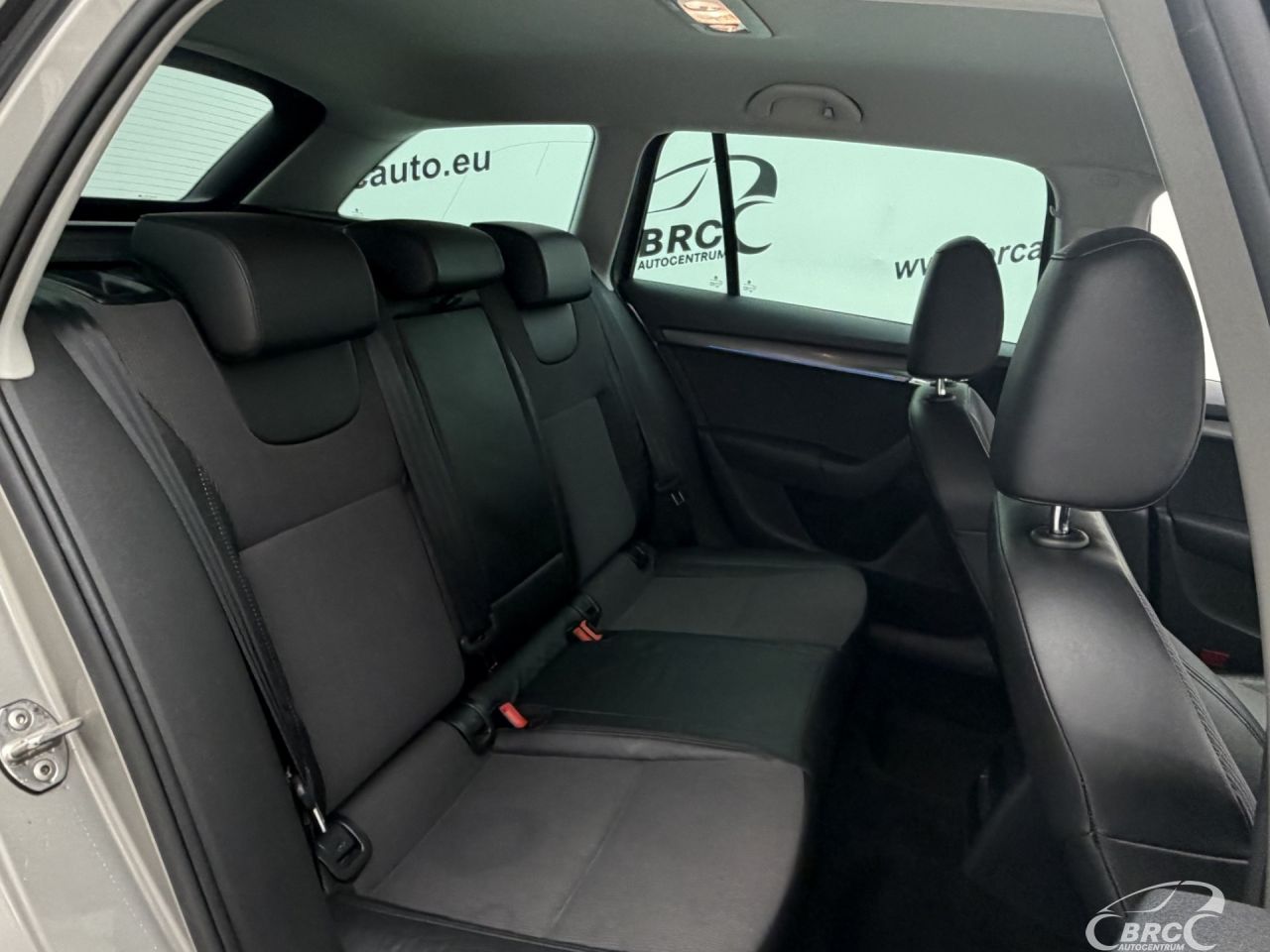 Skoda Octavia | 10