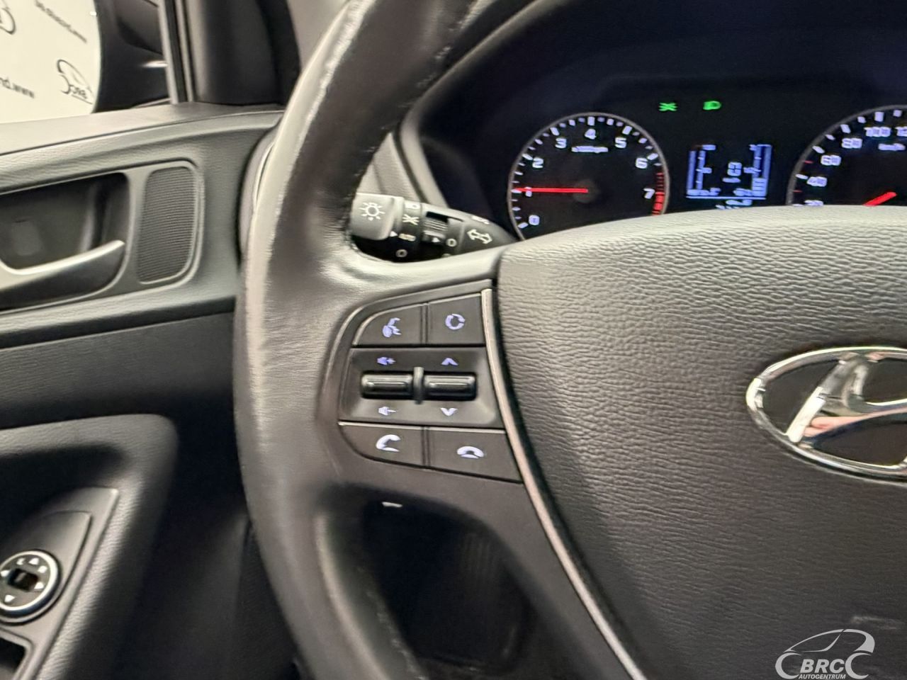 Hyundai i20 | 28
