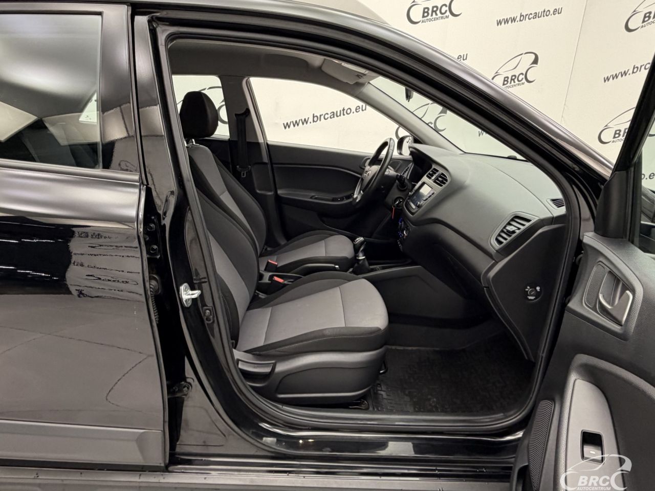Hyundai i20 | 3