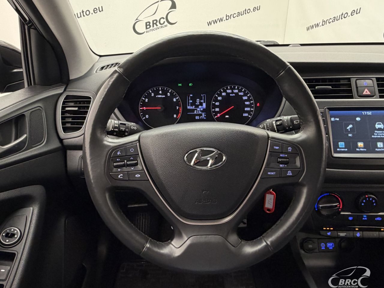 Hyundai i20 | 26