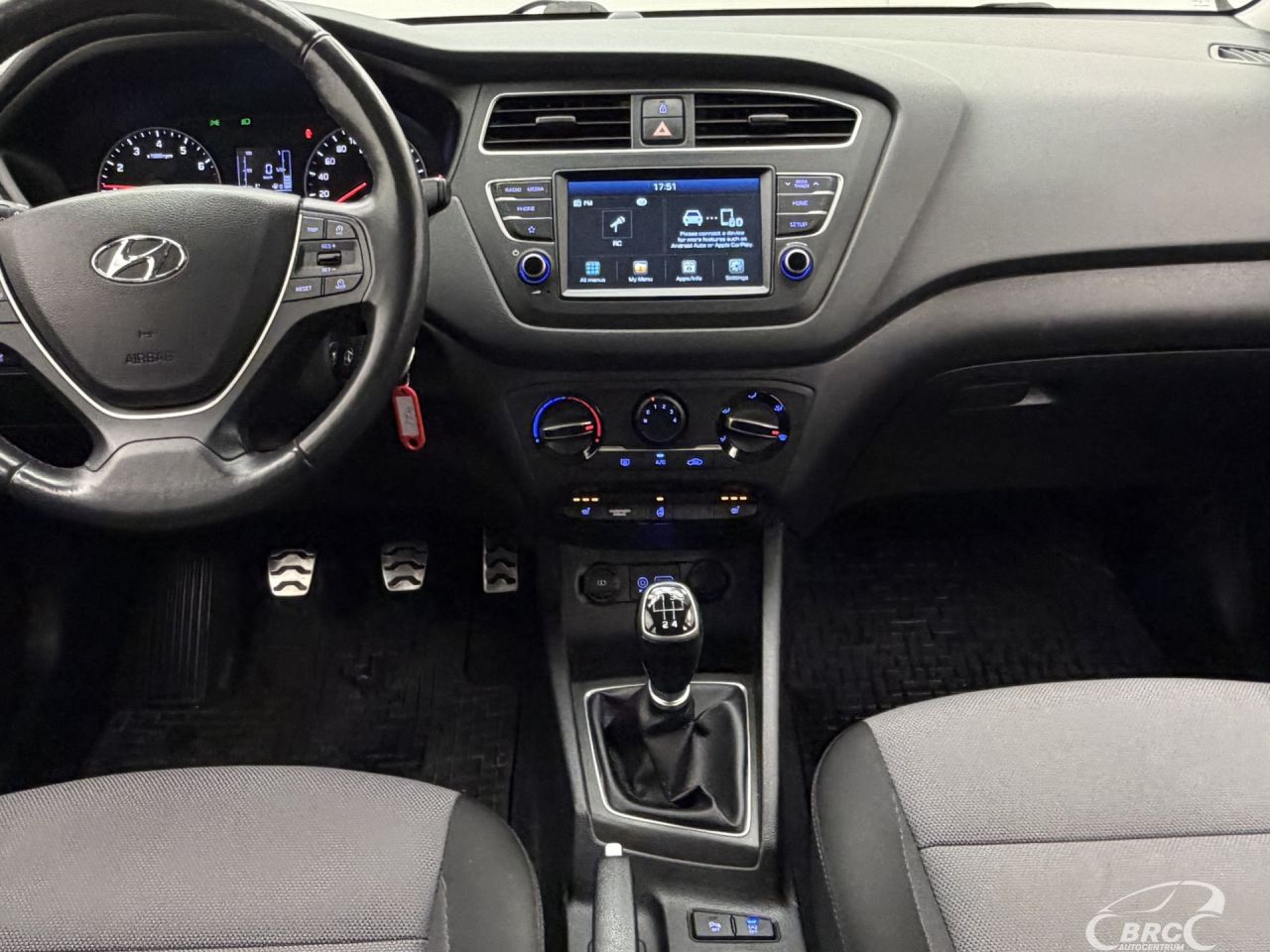 Hyundai i20 | 13