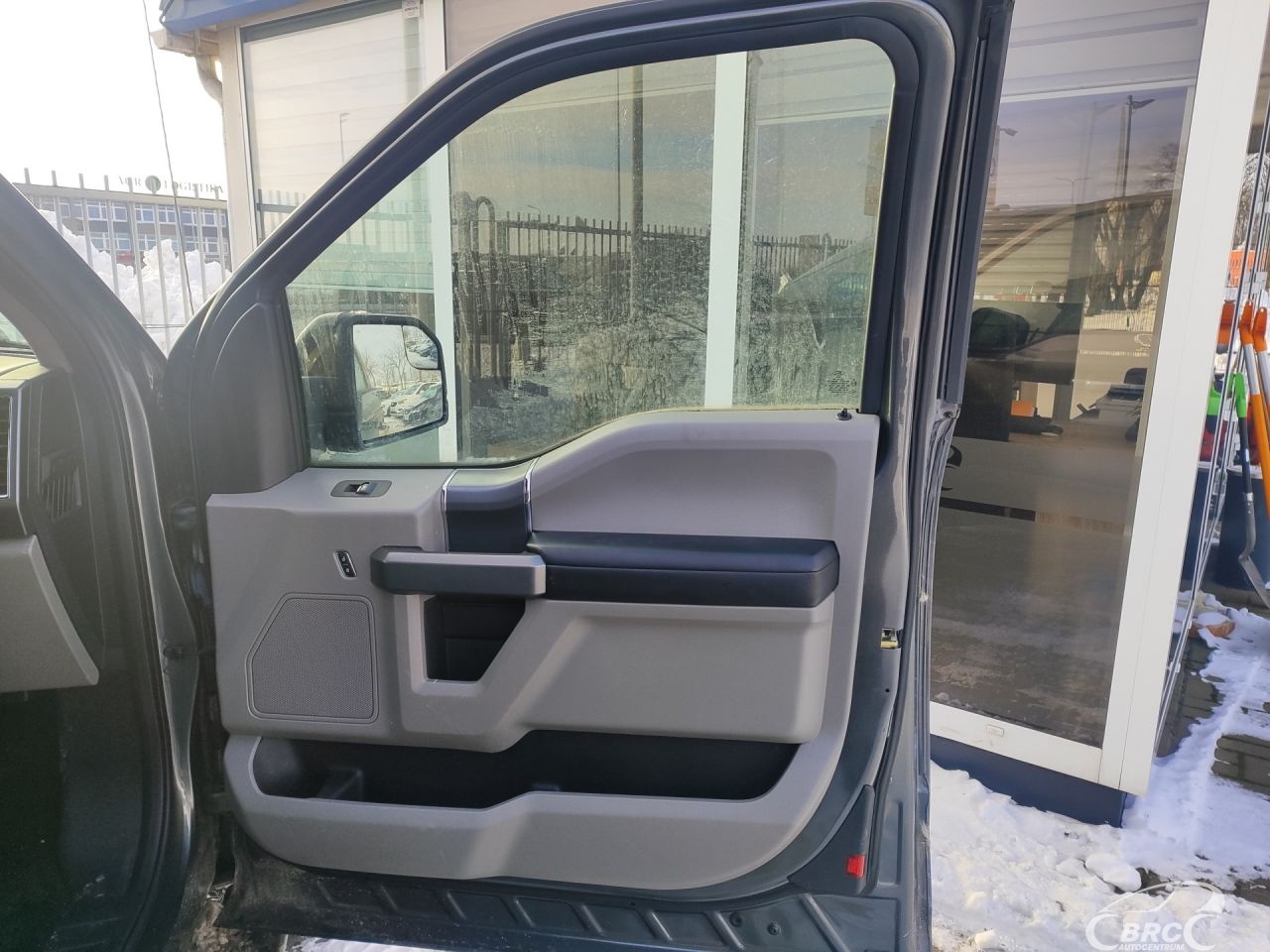 Ford F-150 | 5
