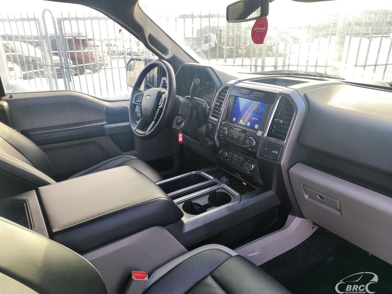 Ford F-150 | 8