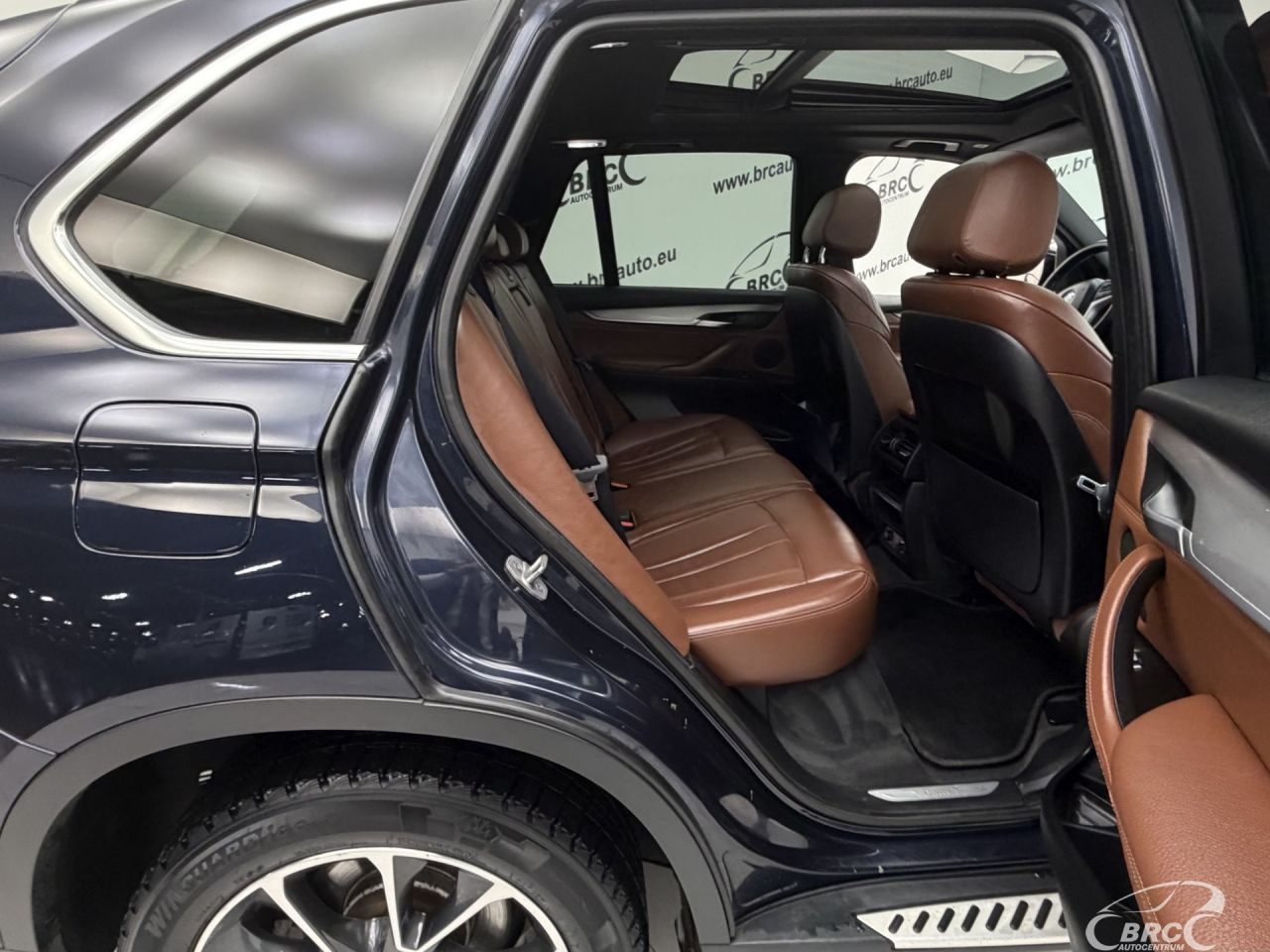 BMW X5 | 8