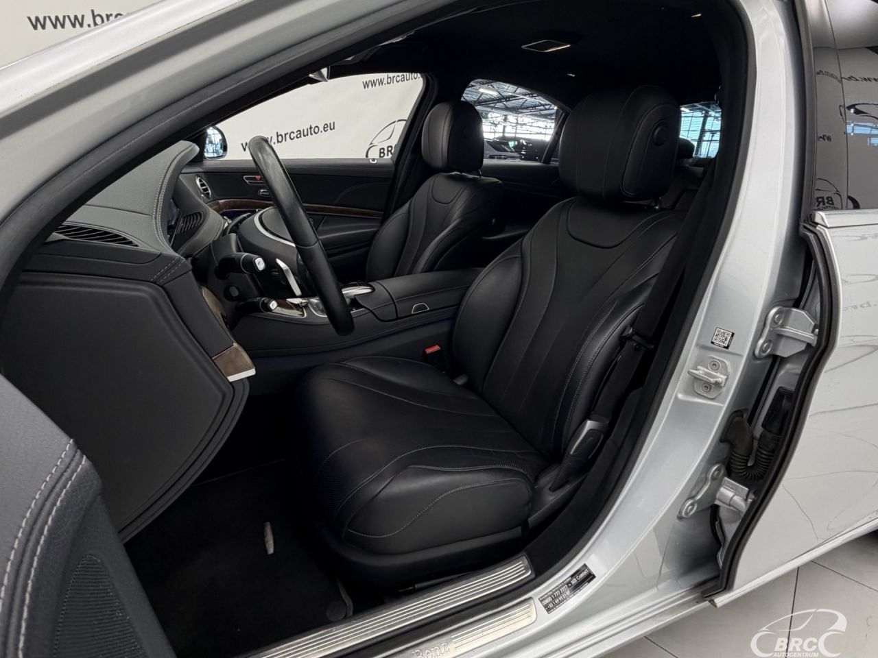 Mercedes-Benz S350 | 22
