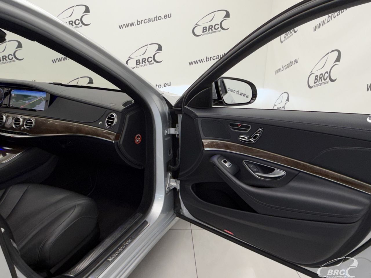 Mercedes-Benz S350 | 7