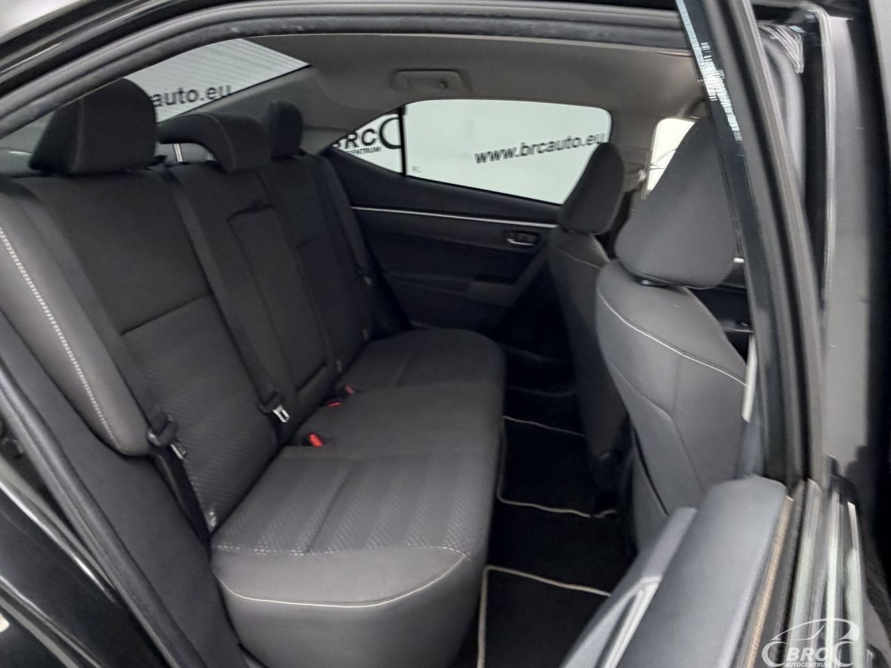 Toyota Corolla | 19