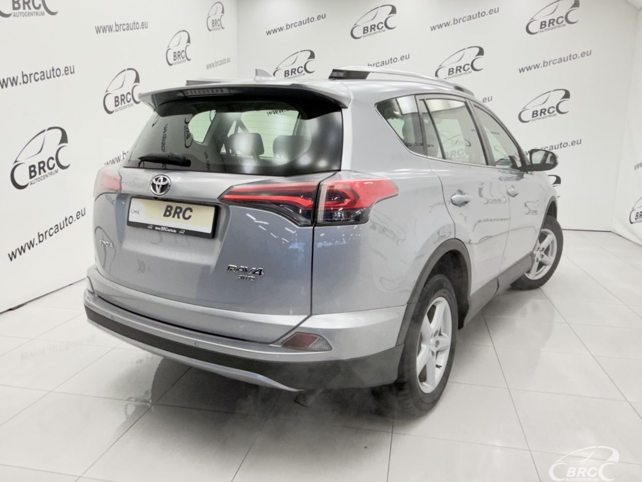 Toyota RAV4 | 48