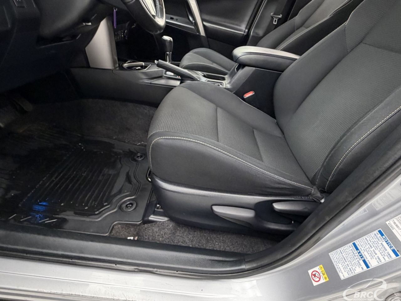 Toyota RAV4 | 20