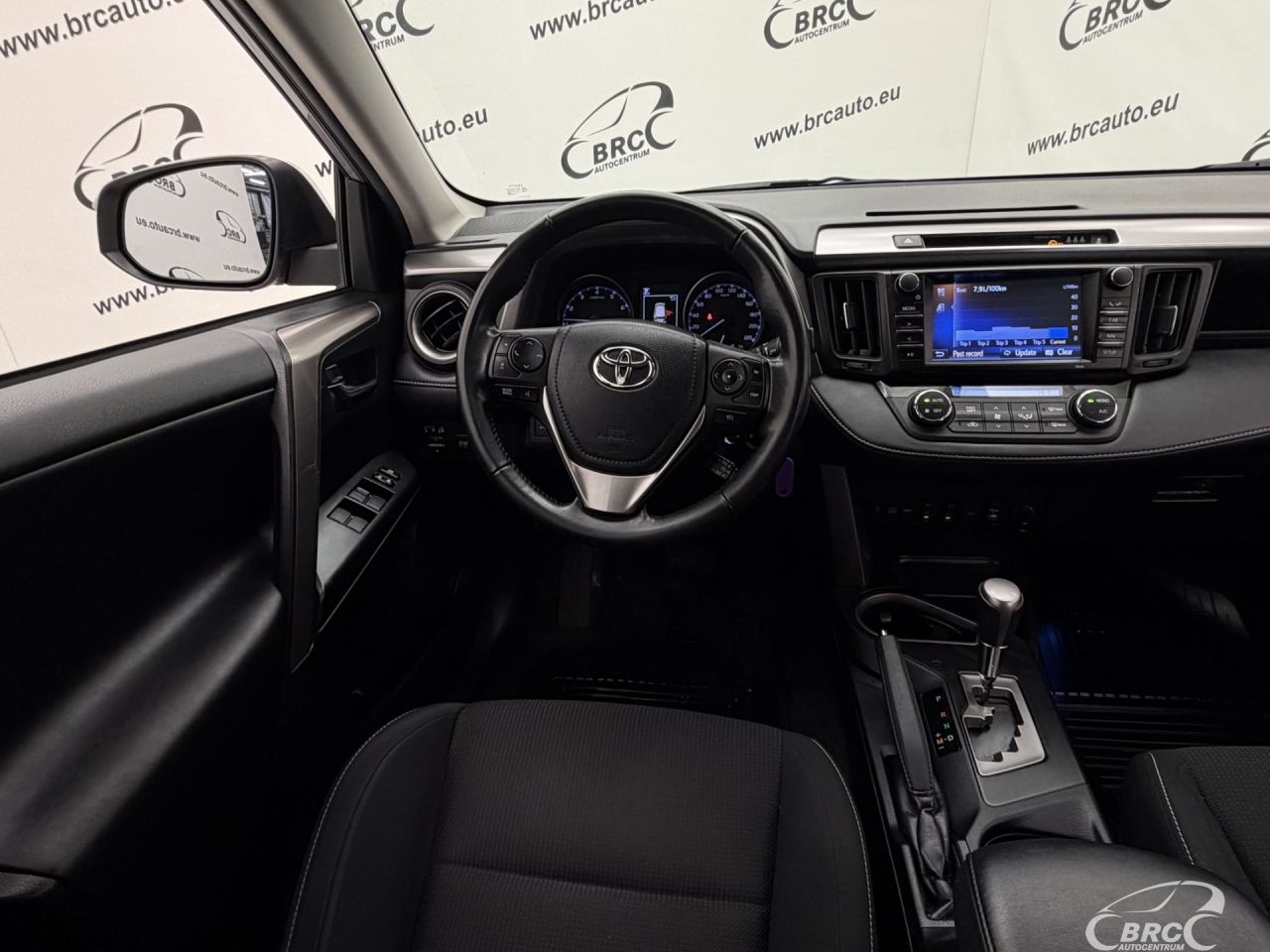 Toyota RAV4 | 23
