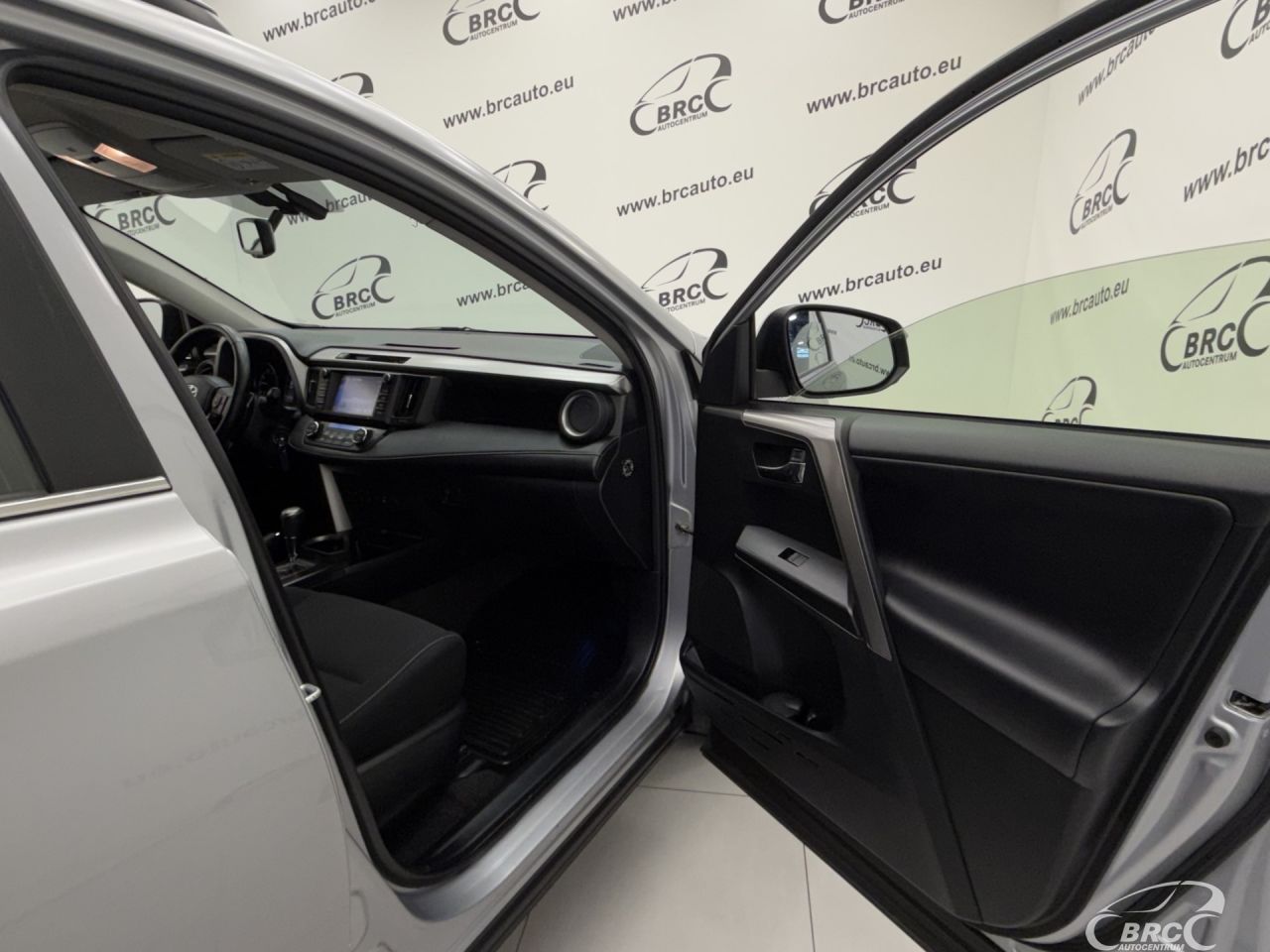 Toyota RAV4 | 7