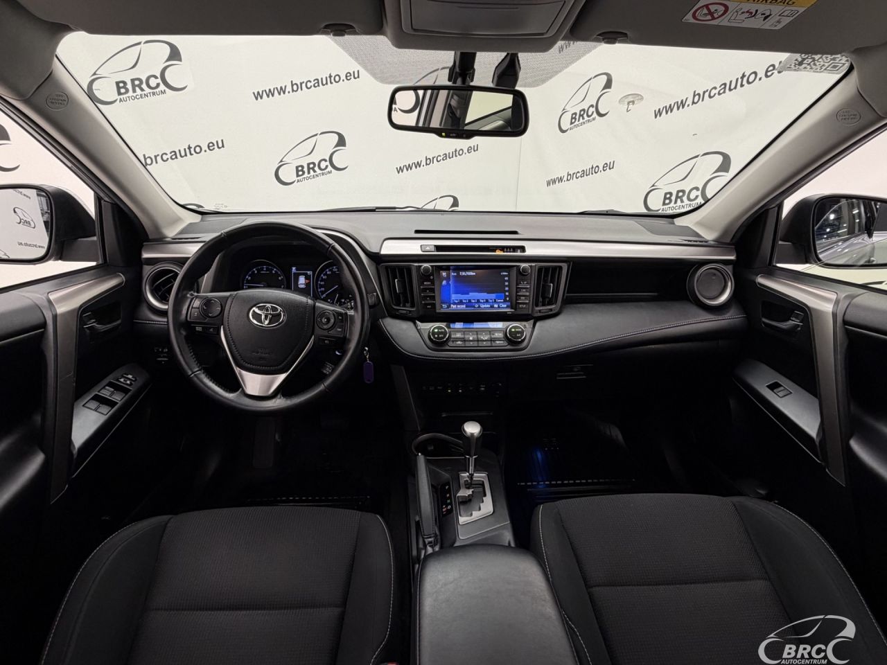 Toyota RAV4 | 4