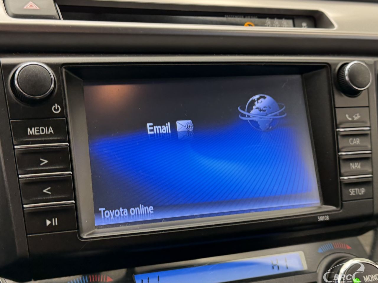 Toyota RAV4 | 70