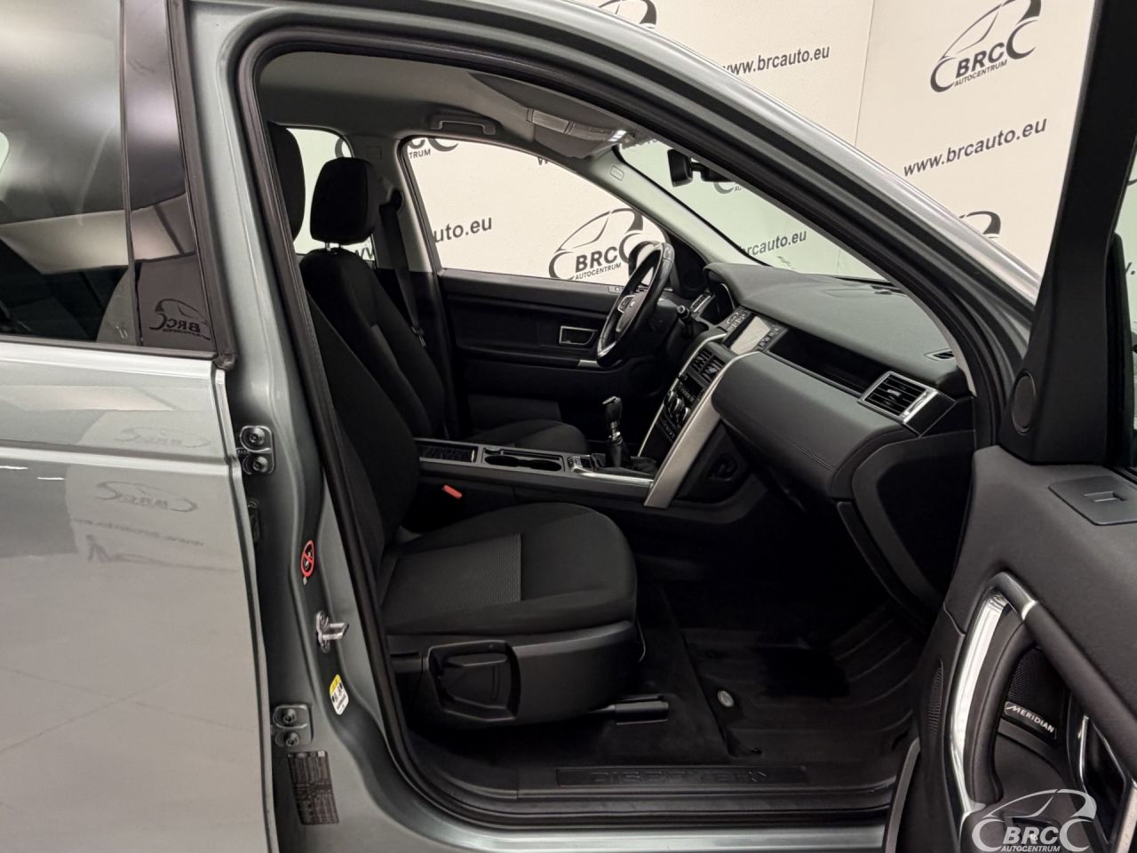 Land Rover Discovery | 3