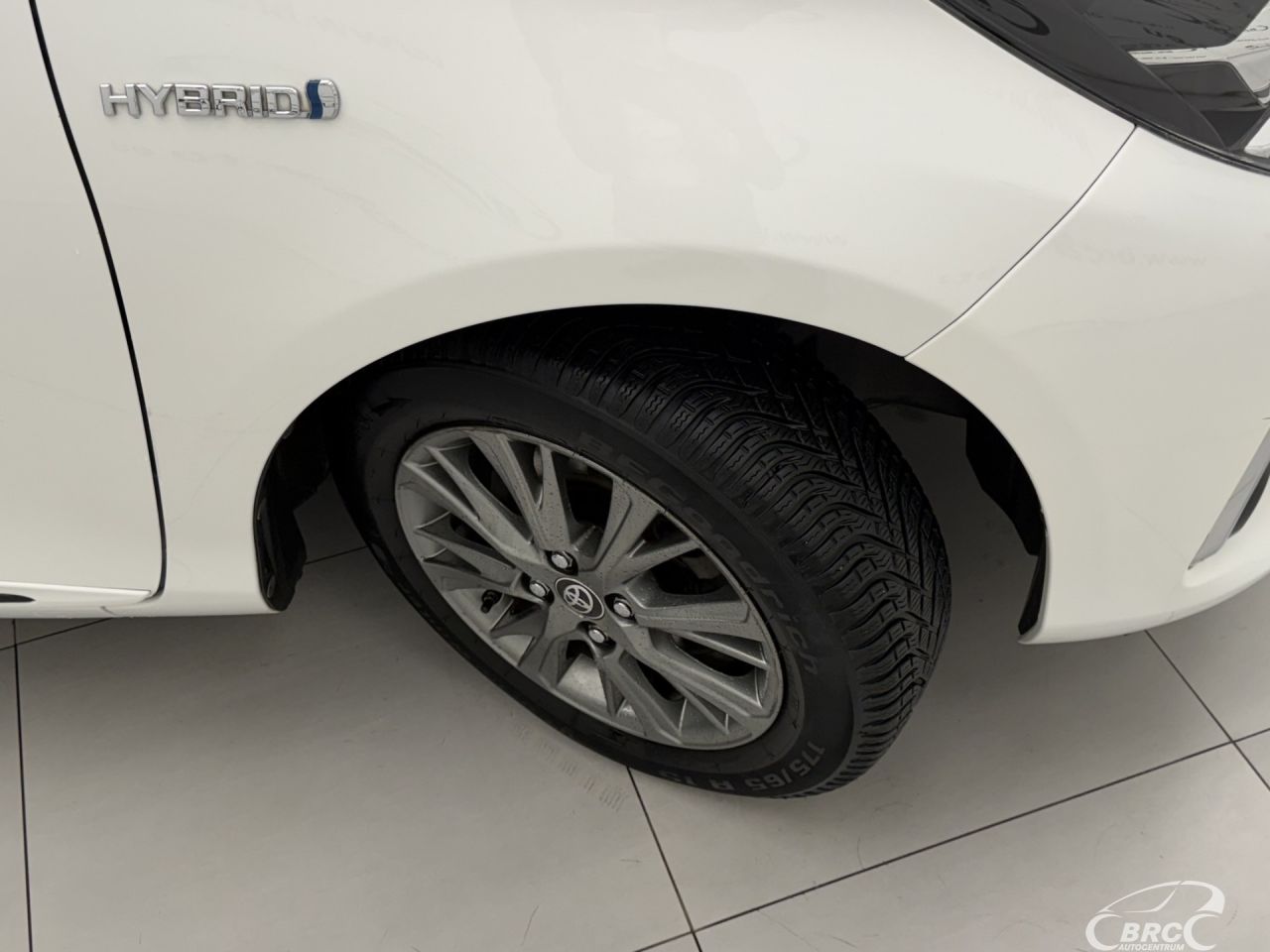 Toyota Yaris | 45