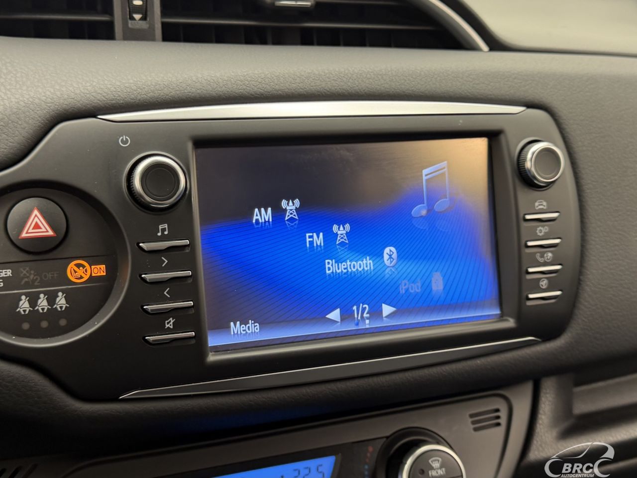 Toyota Yaris | 37