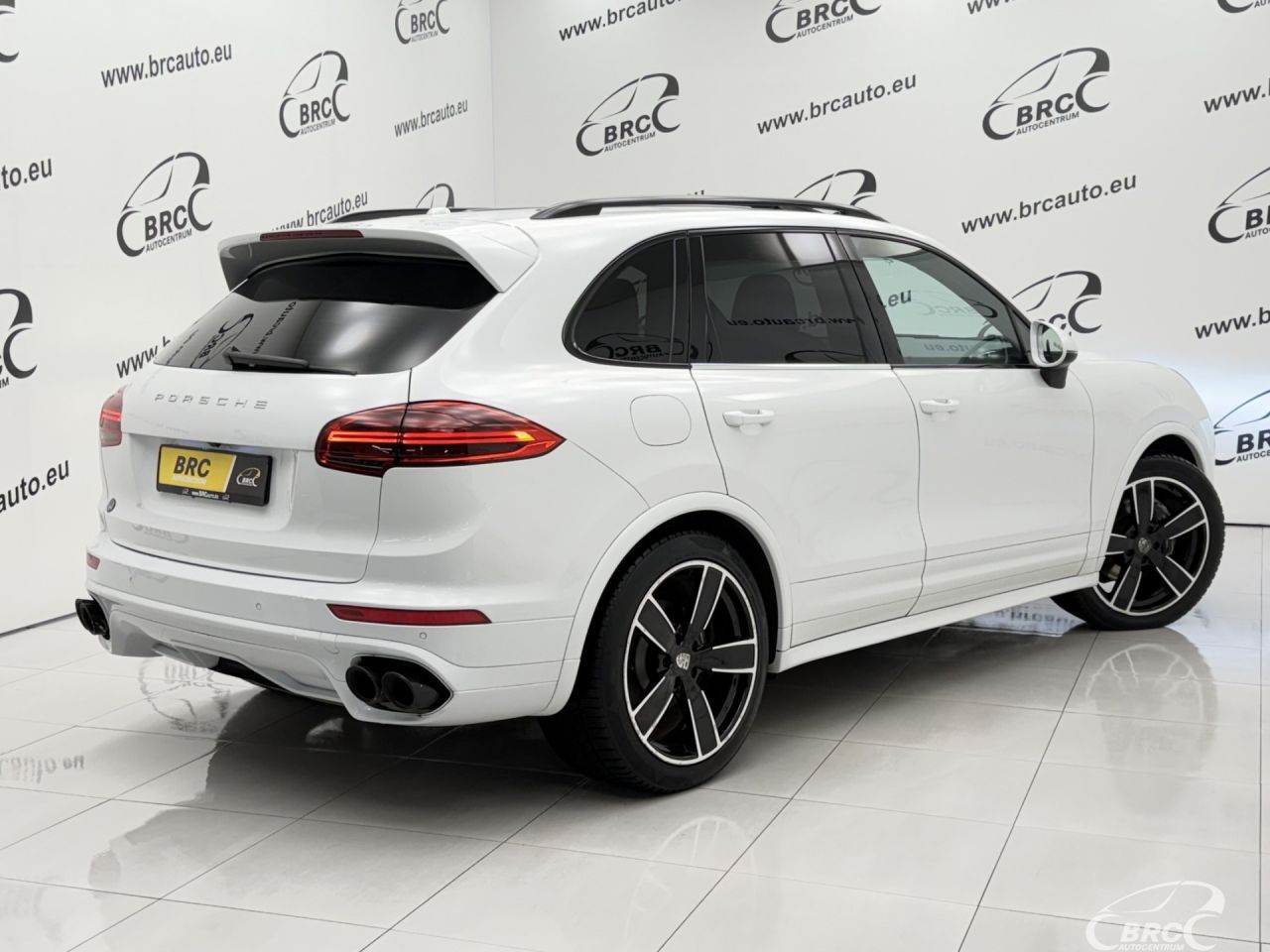 Porsche Cayenne | 1