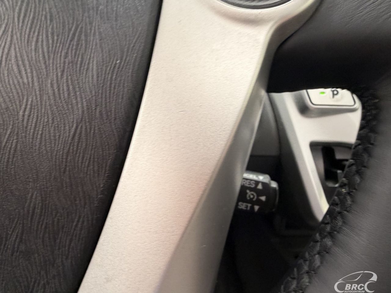 Toyota Prius+ | 29