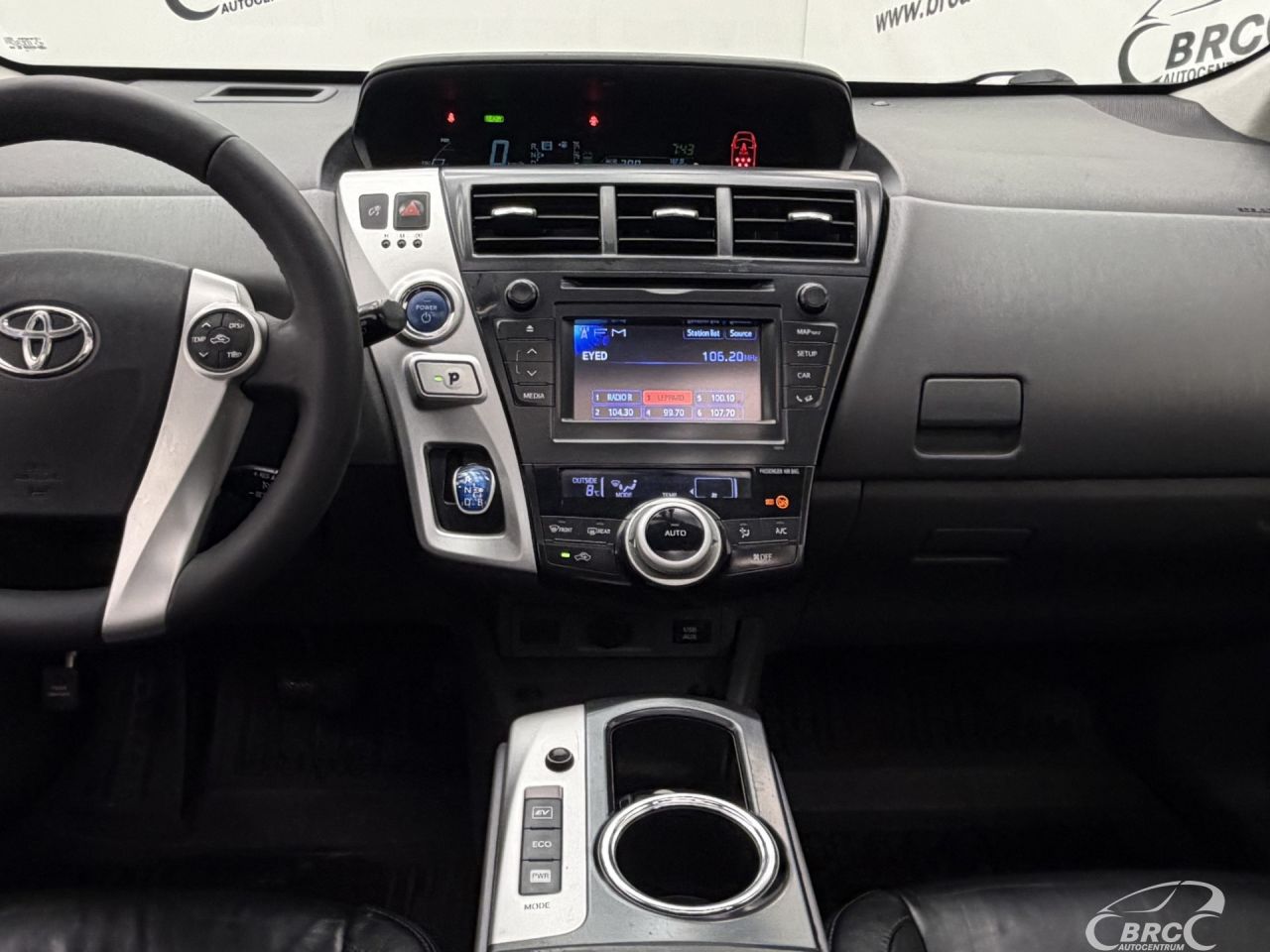Toyota Prius+ | 13