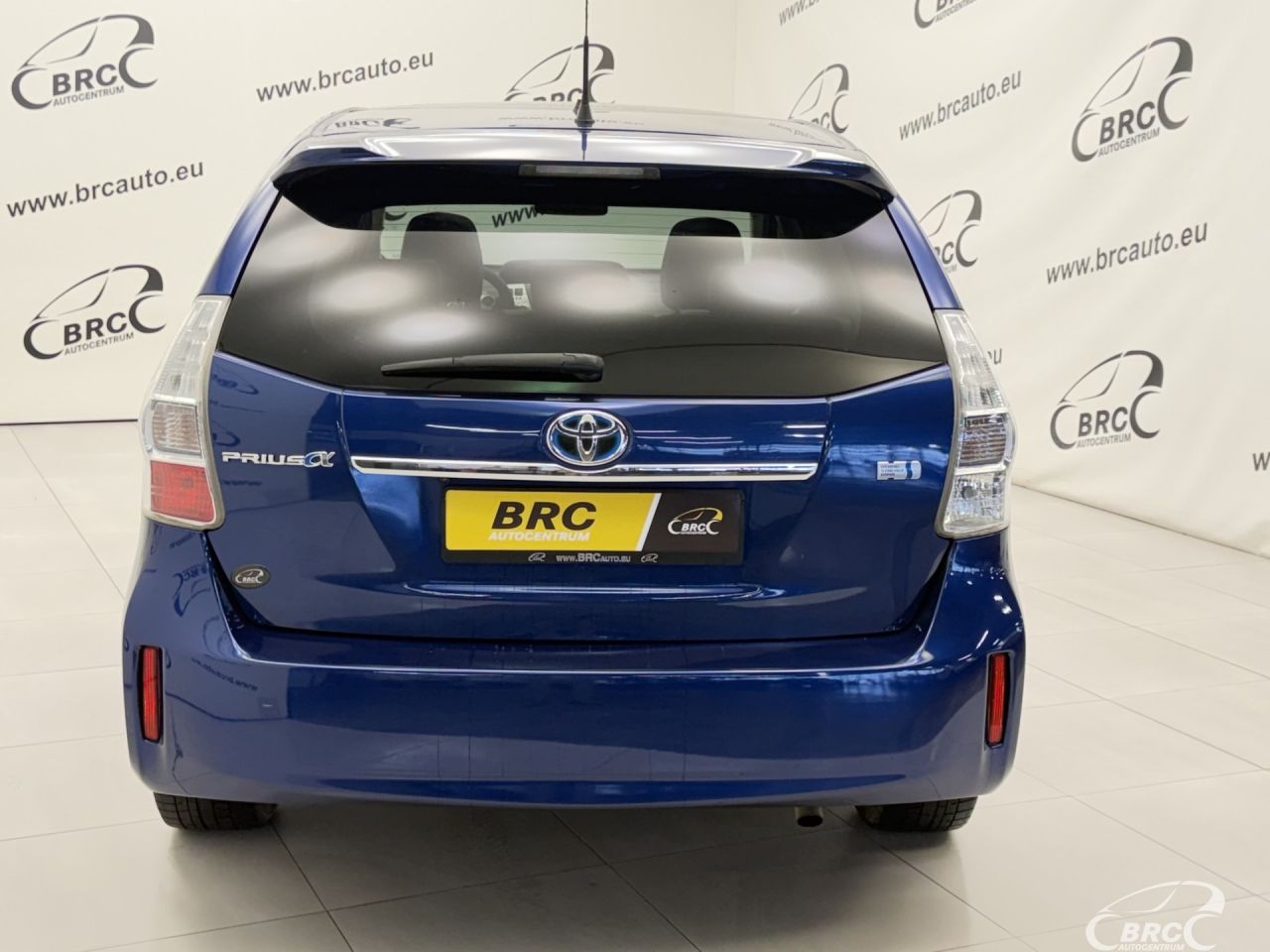 Toyota Prius+ | 48