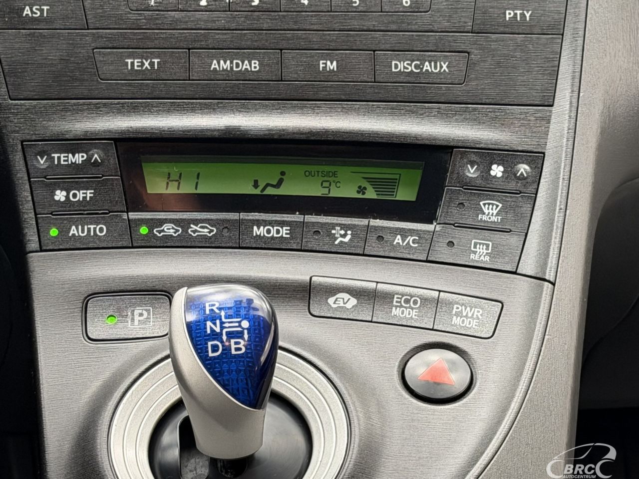 Toyota Prius | 16