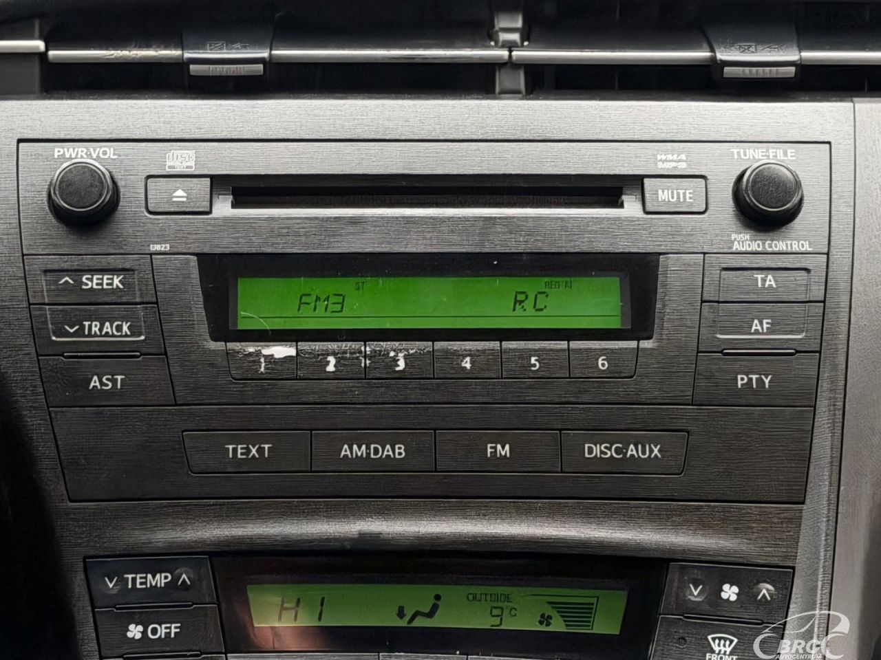 Toyota Prius | 15