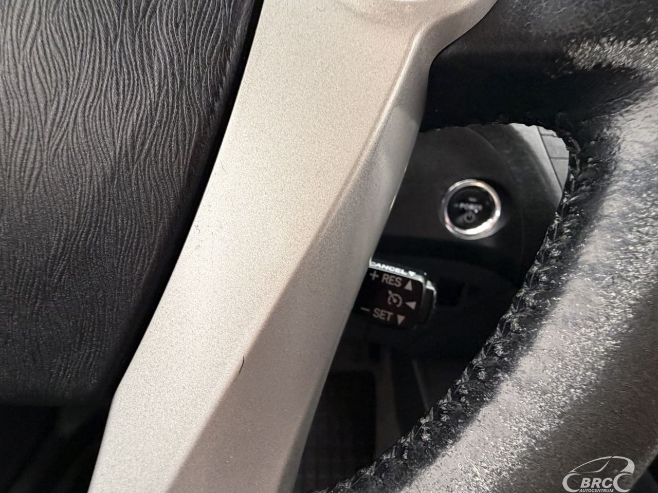 Toyota Prius | 29
