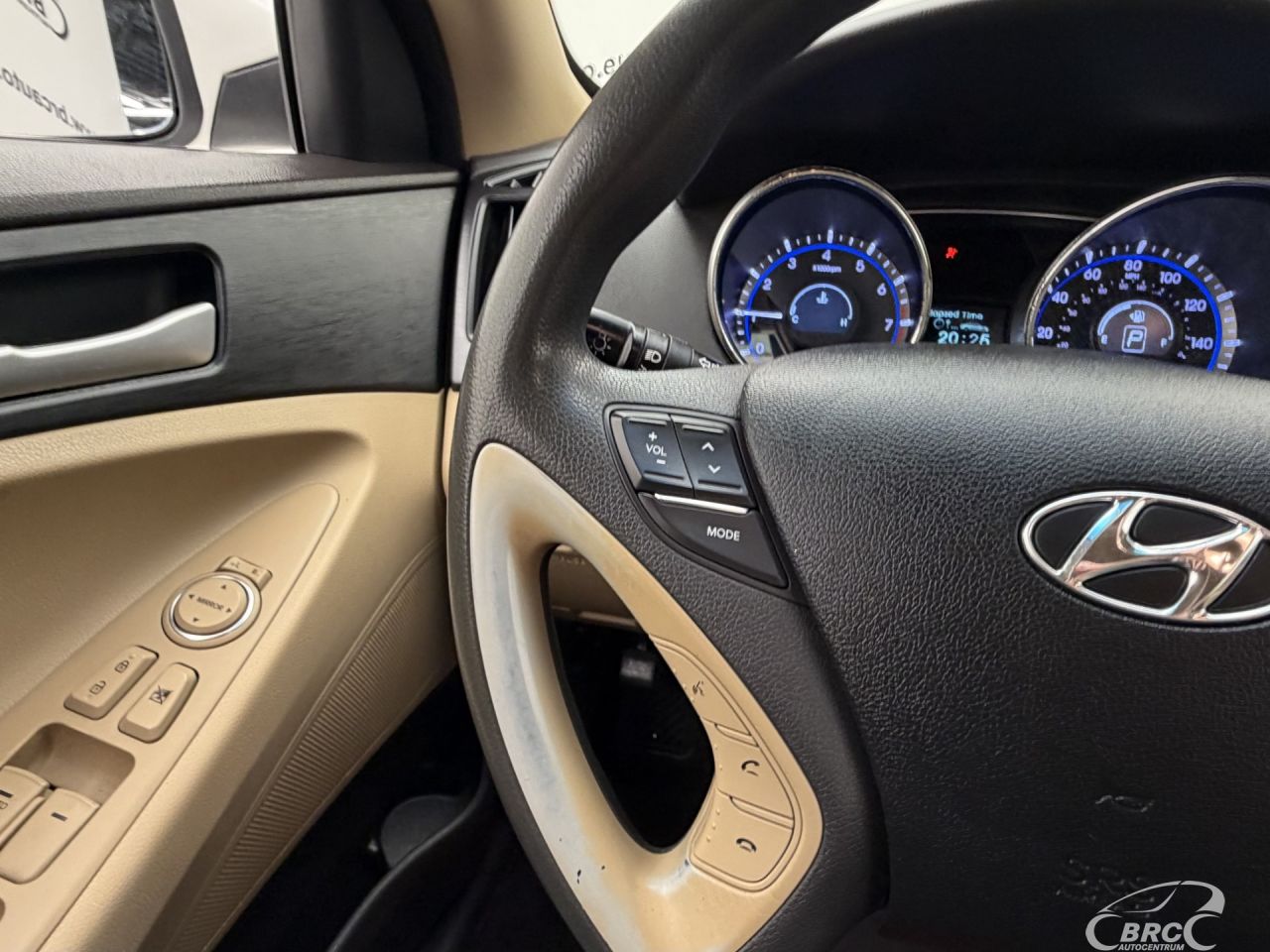 Hyundai Sonata | 28