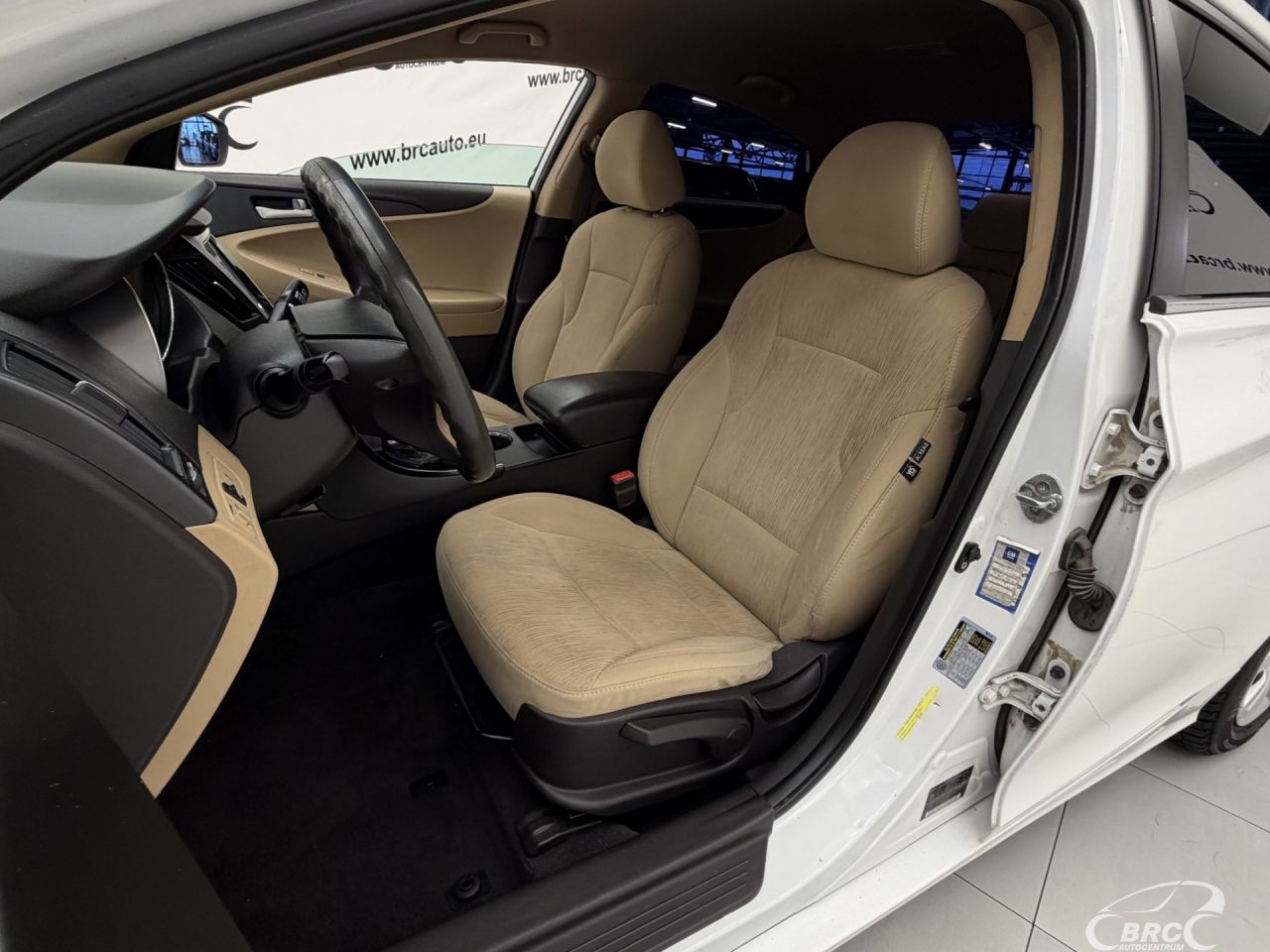 Hyundai Sonata | 21