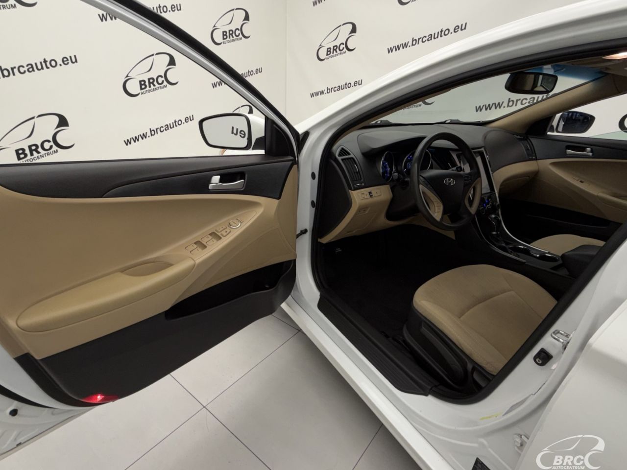 Hyundai Sonata | 17