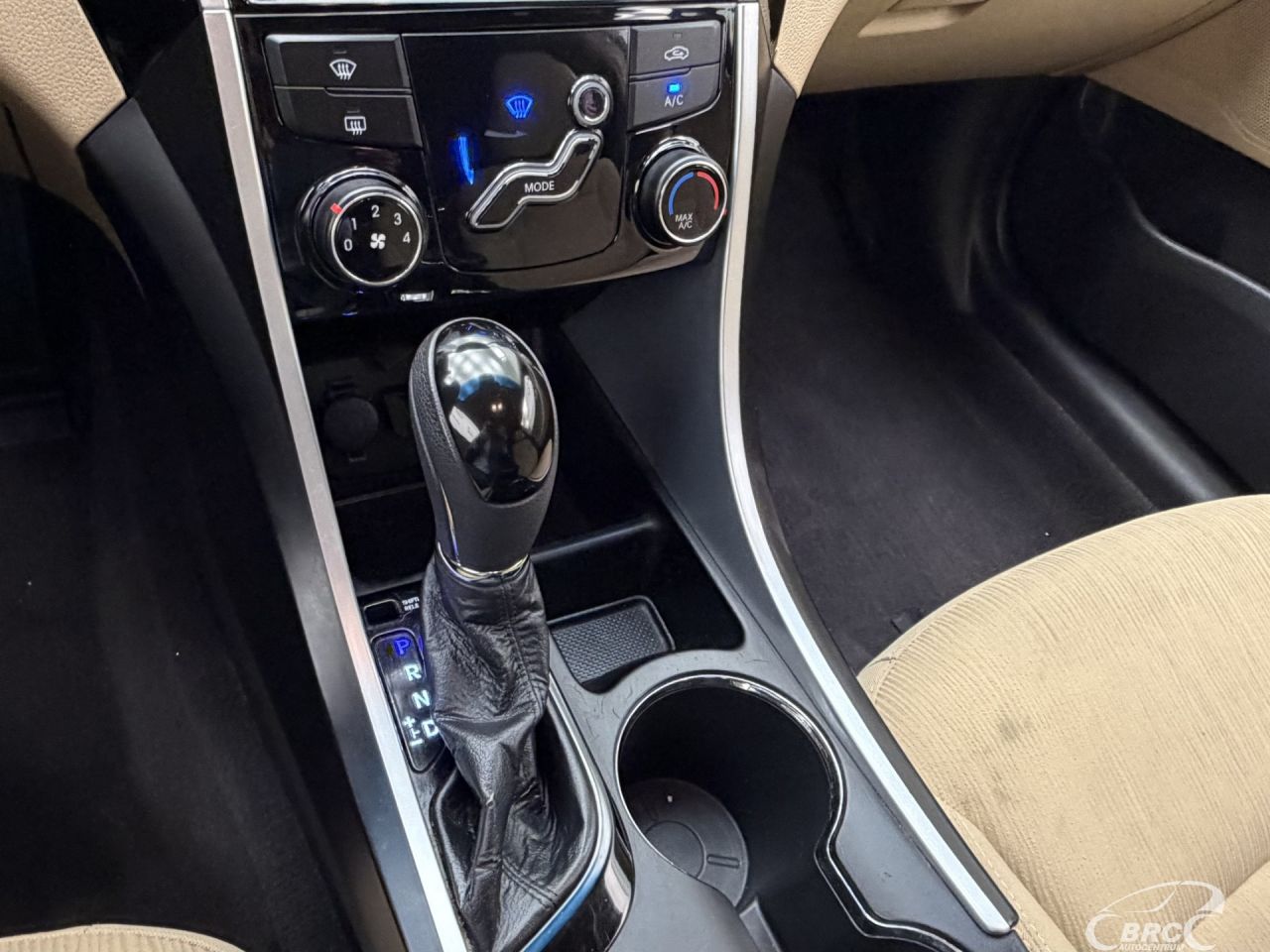 Hyundai Sonata | 24