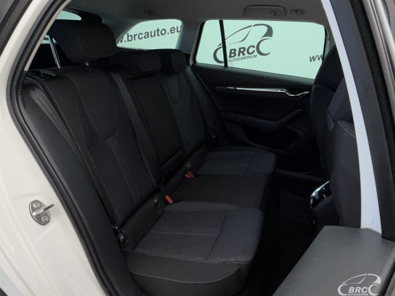 Skoda Octavia | 10
