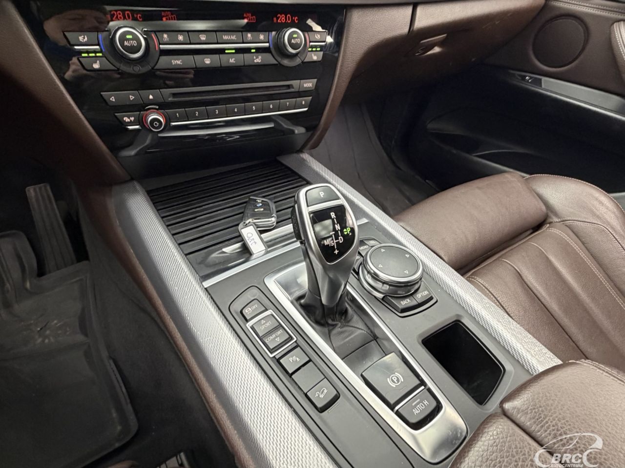 BMW X5 | 25