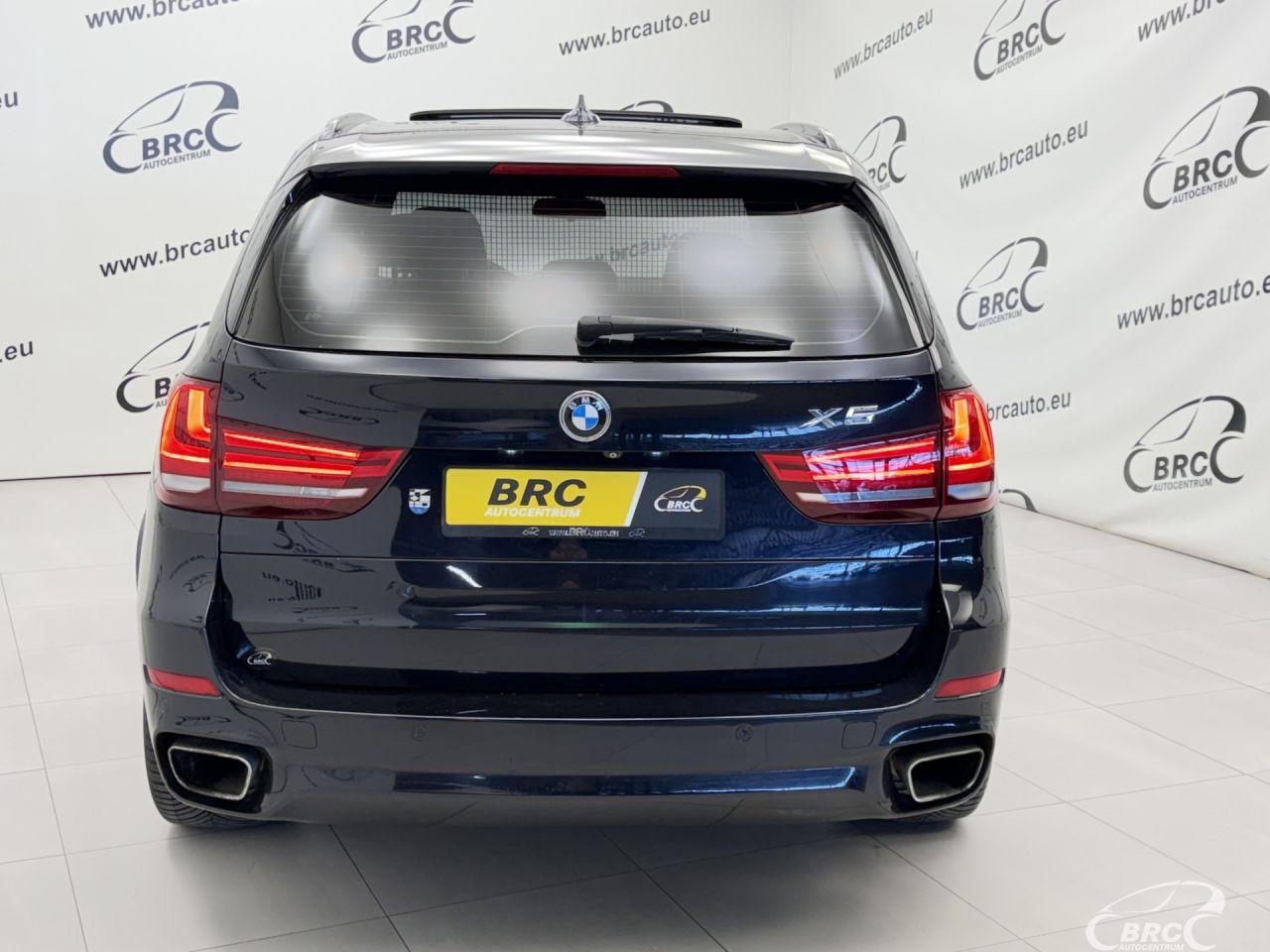 BMW X5 | 52