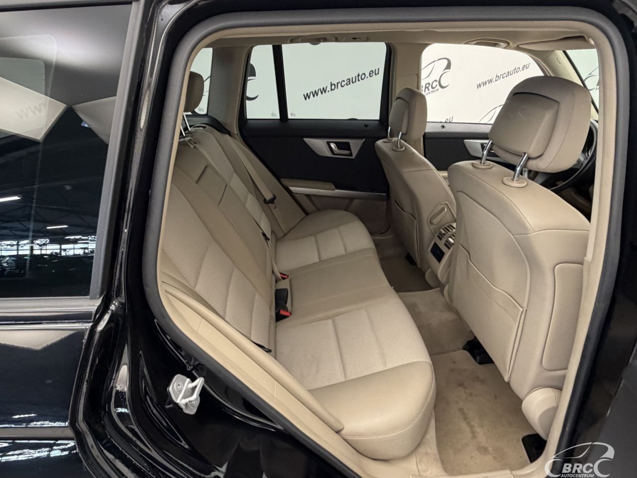 Mercedes-Benz GLK250 | 9