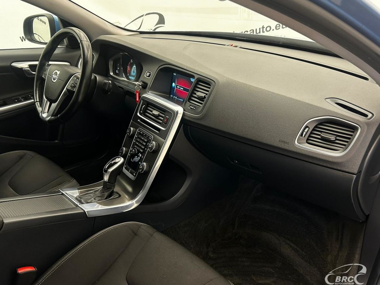 Volvo S60 | 12