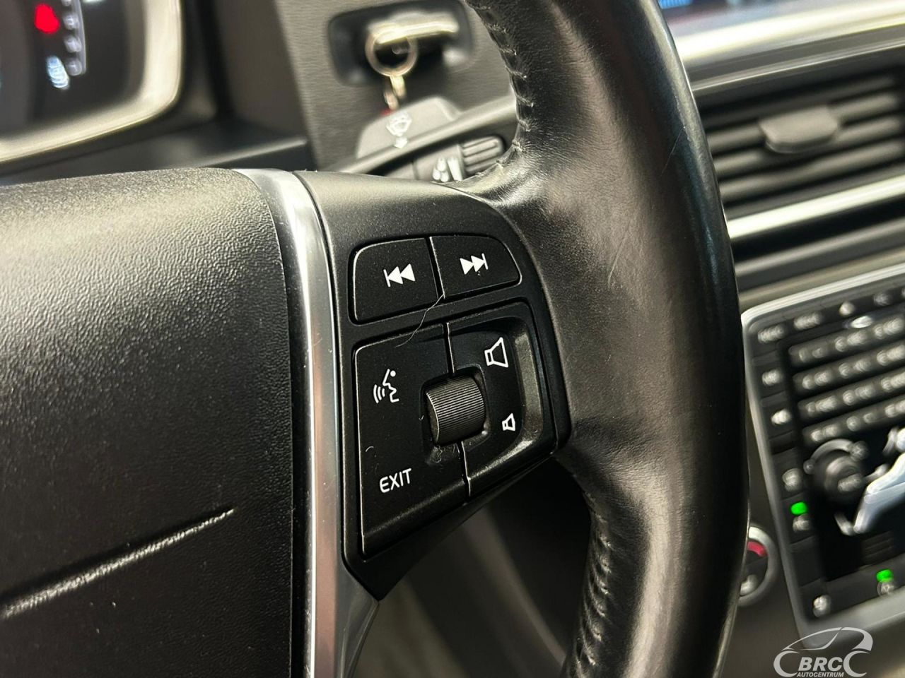 Volvo S60 | 23
