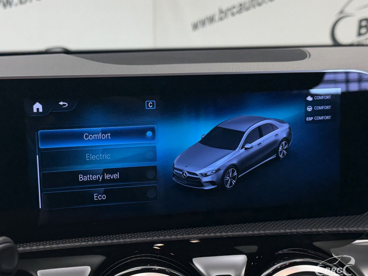 Mercedes-Benz A250 | 37