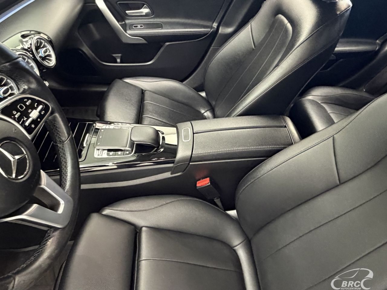 Mercedes-Benz A250 | 24