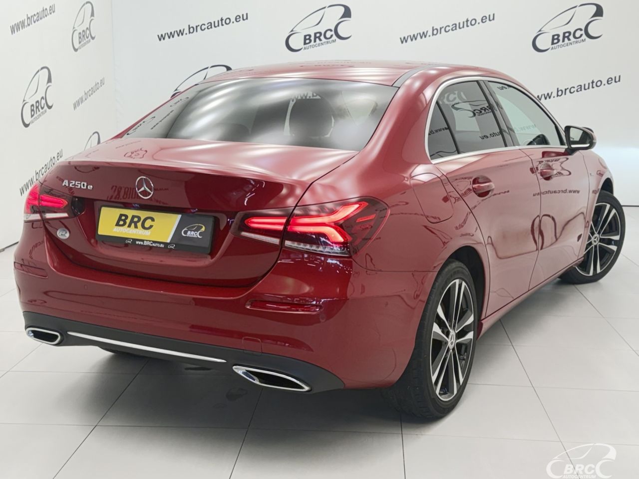 Mercedes-Benz A250 | 44