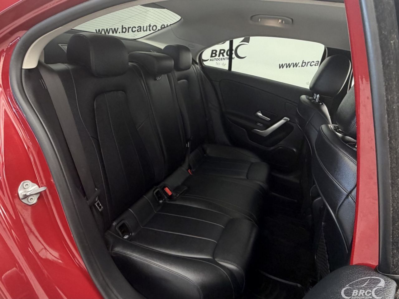 Mercedes-Benz A250 | 11