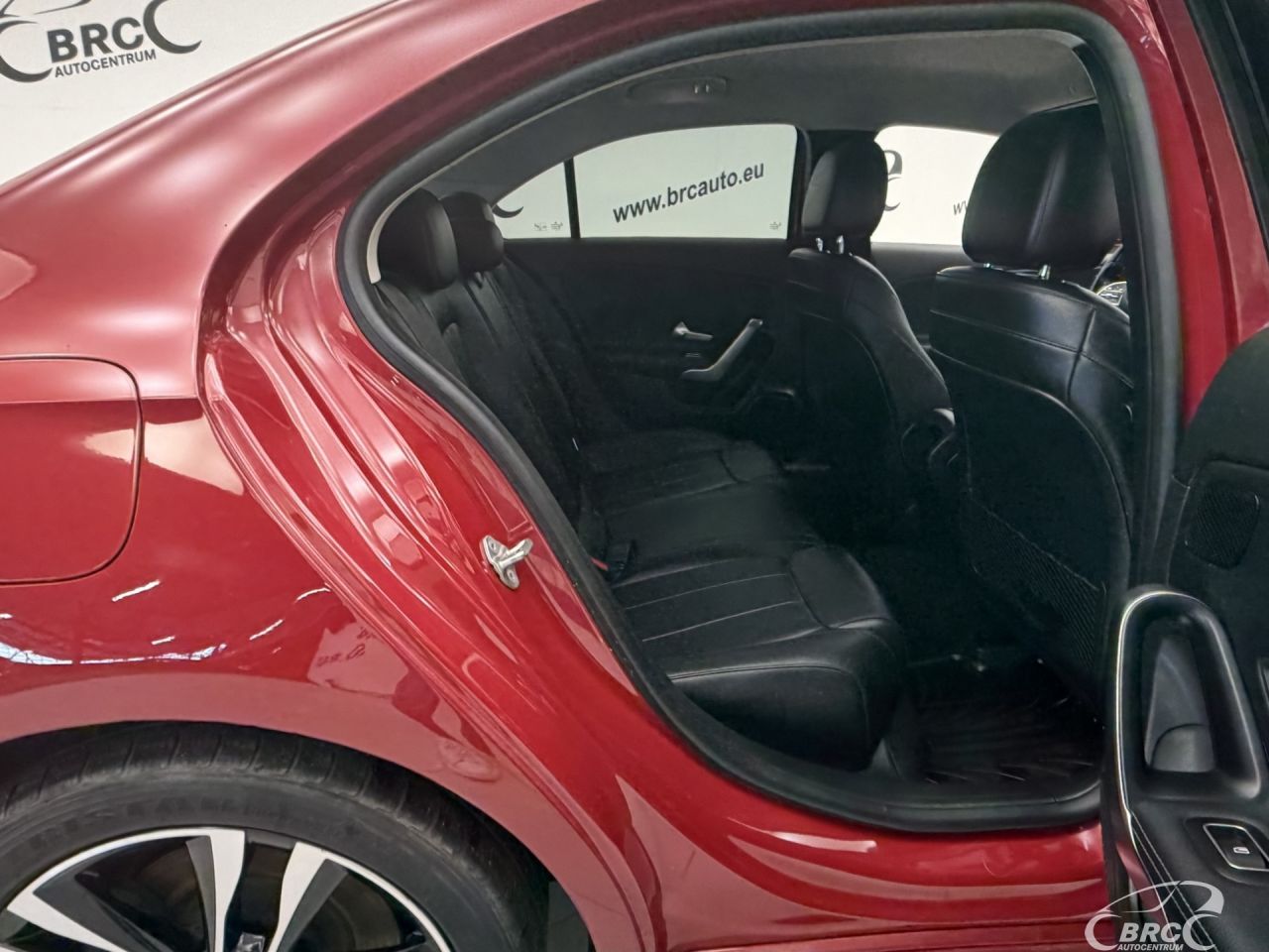Mercedes-Benz A250 | 9