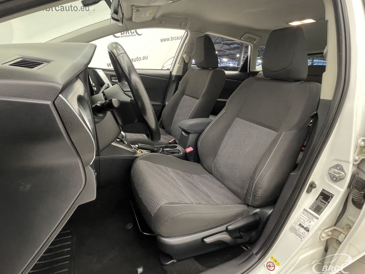 Toyota Auris | 22