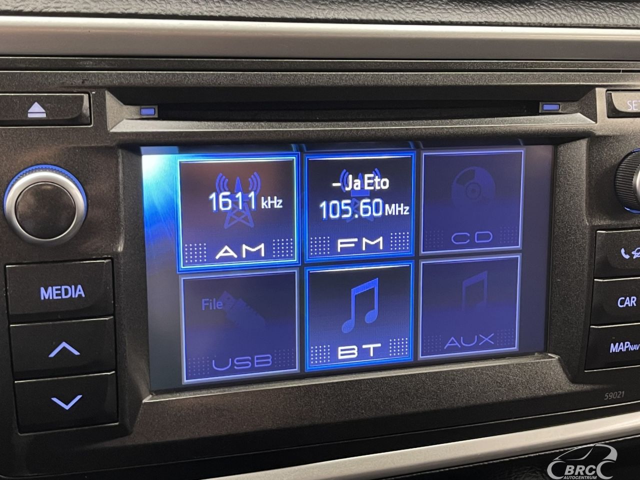 Toyota Auris | 36