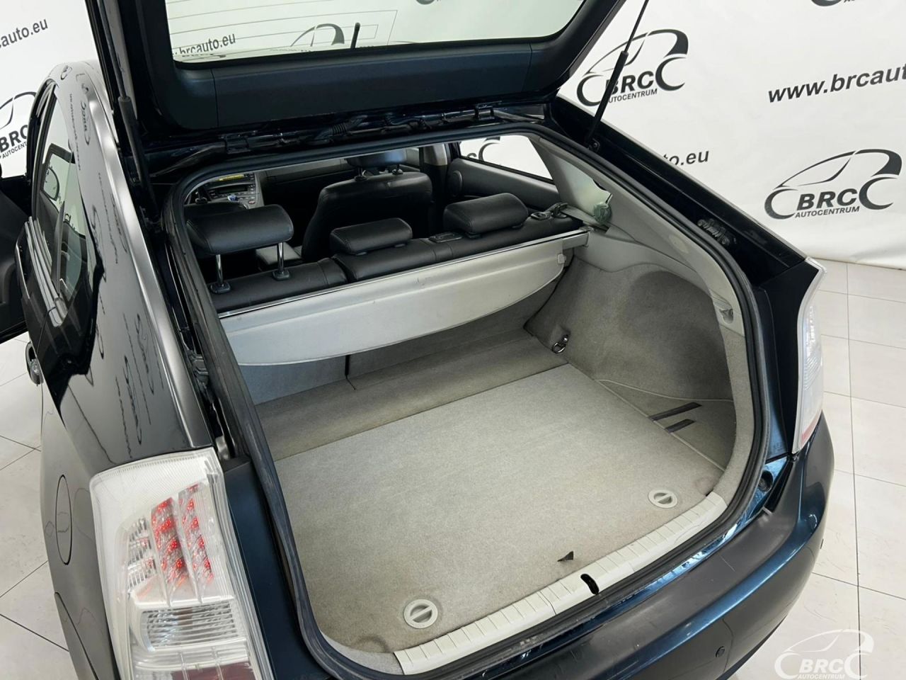 Toyota Prius | 21