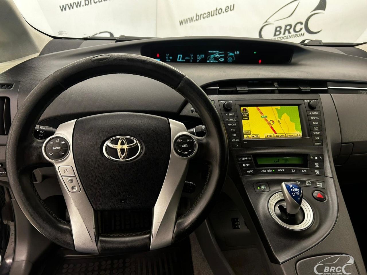 Toyota Prius | 8