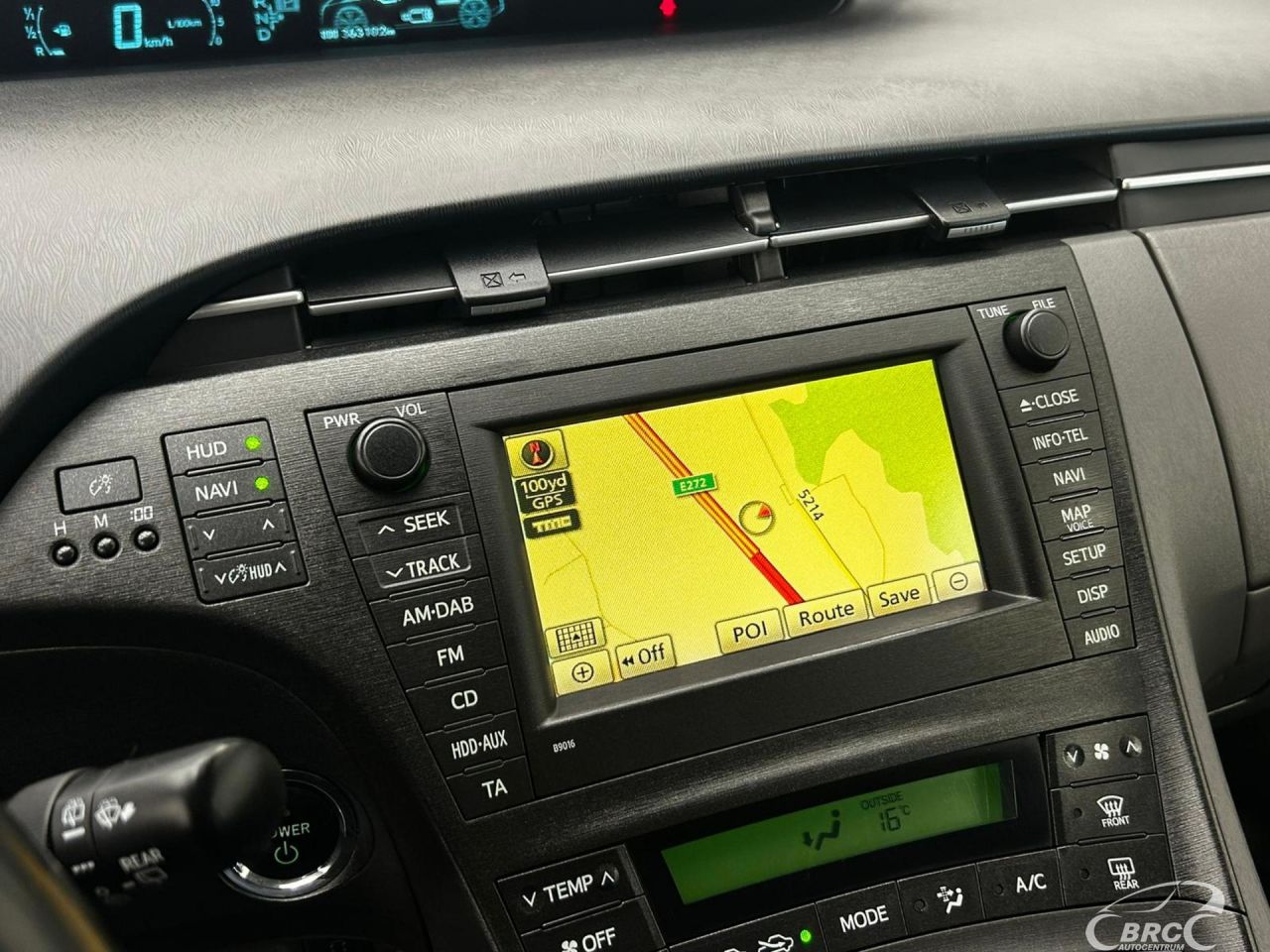 Toyota Prius | 14